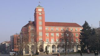200 хиляди лева са откраднати при обир на <span class="highlight">инкасо</span> <span class="highlight">автомобил</span> в центъра на Плевен