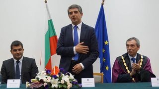 "Софтуерно инженерство" ще изучават 33-ма студенти във Великотърновския <span class="highlight">университет</span>