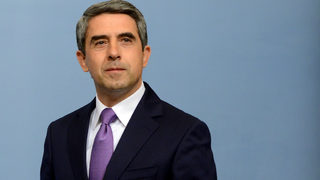 Президентът може да задава смислени приоритети, обяви Плевнелиев