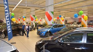 Фотогалерия: Изложението <span class="highlight">Grand</span> Auto 2016 беше открито във <span class="highlight">Варна</span>