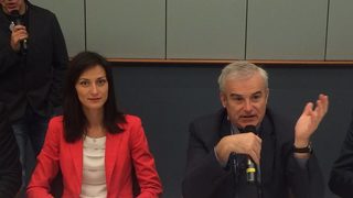 Учени търсят общ подход за опазване здравето на пчелите