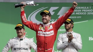FIA ще разследва ругатните на Фетел към Чарли Уайтинг