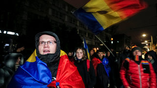 Фотогалерия: Протести в <span class="highlight">Кишинеу</span> за повтаряне на балотажа и оставка на ЦИК