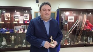 Желю Станков е носител на наградата за спортна журналистика "Братя Ексерови" за 2016 г.
