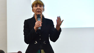 <span class="highlight">Моника</span> <span class="highlight">Маковей</span> била готова да съветва президента Румен Радев