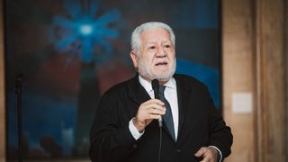 Рекламистът Луис Басат гостува в София с колекцията си от съвременно изкуство