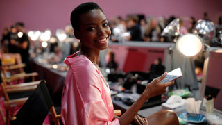 Фотогалерия: Какво става зад кулисите на шоуто на Victoria's Secret
