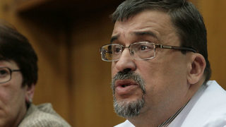 Административният съд остави на поста сменения след скандал ректор на Медицинския университет