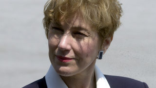<span class="highlight">Елена</span> <span class="highlight">Поптодорова</span> отказала покана от няколко страни да е служебен премиер