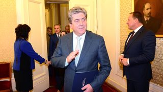 Първанов: Нинова забърка кашата с Решетников