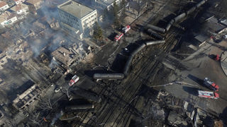 Преместването на дерайлиралите цистерни в Хитрино започва в сряда
