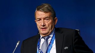 ФИФА потвърди наказанието от 1 година за Волфганг Нирсбах