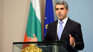Президентът Плевнелиев предложи да назначи посочен от президента Радев служебен кабинет