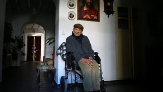 Фотогалерия: Да живееш 100 години с пиано, гаспачо или борови иглички