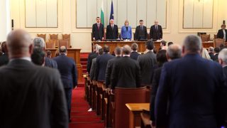 Партиите откриха предизборната кампания в парламента (обобщение)
