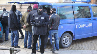 Девет души са задържани при спецакция срещу трафик на хора за просия