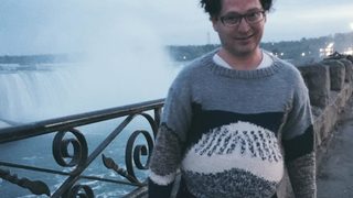 Пътешественик с плетка в ръце
