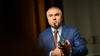 Вместо за референдума телевизии агитирали за Марешки