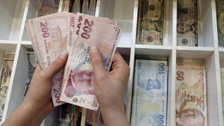 Турция изгуби и последния си инвестиционен рейтинг