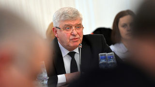 Служебният кабинет планира увеличаване на служителите на Агенцията по обществените <span class="highlight">поръчки</span>