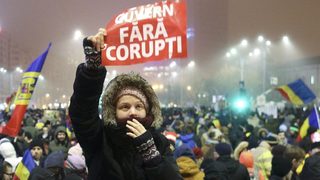 "Легнахме си през 2017 г. и се събудихме през 1989 г."