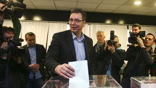 Премиерът <span class="highlight">Александър</span> Вучич ще се кандидатира за президент на Сърбия