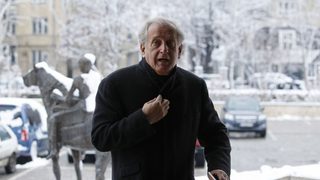 Русев обяви, че "Левски" е практически във фалит, и напусна с обвинения към феновете