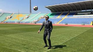 Димитър Бербатов и Фиго посрещат световни звезди в благотворителното си шоу в София