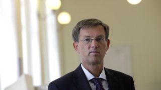 Парламентът в Словения гласува 500 евро минимална пенсия