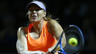 Шарапова се върна на корта с победа в Щутгарт