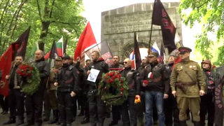 Видео: Българско знаме с "Нощните вълци" в Берлин