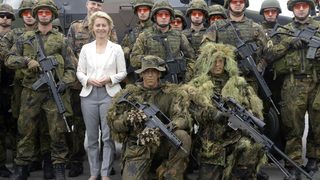 Как крайнодесен войник се престори на бежанец в Германия, за да извърши <span class="highlight">терористично</span> нападение