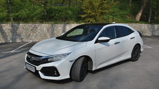 Тест драйв: Новата "<span class="highlight">Хонда</span> <span class="highlight">Сивик</span>" дойде с дизайн от бъдещето