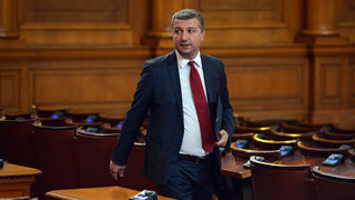 В парламента са внесени в пъти по-малко законопроекти сравнено с предишните два