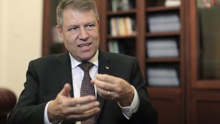 Какво ще предложи Йоханис на Тръмп