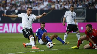 Германия разби Сан Марино със 7:0, Левандовски с хеттрик срещу Румъния