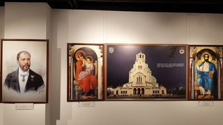 Изложба на Столичната община събра Исус Христос, Джон Кенеди и княз Александър I Батенберг