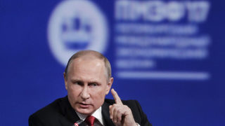 Не е възможно в Русия скоро да има западна демокрация, обяви Путин
