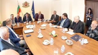 Спортното министерство започва финансова проверка в шахматната федерация
