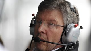 Шефовете на Формула 1 искат равна подялба на приходите за отборите