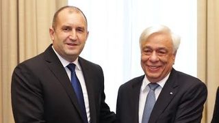 Румен Радев поиска газовата <span class="highlight">връзка</span> с Гърция да е готова в срок и повече гранични пунктове