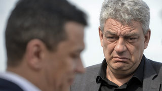 Министър от сваленото румънско правителство е кандидатът за нов премиер