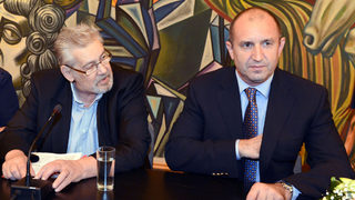 Цитат на деня: Помагал съм и на други и не е било да се забравим за 20 дни като с Румен Радев