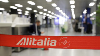 Ryanair предложи да купи <span class="highlight">Alitalia</span>