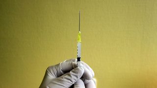 Румъния иска да приеме закон за ваксинациите, за да спре епидемията от морбили
