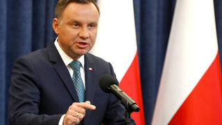 Съдебната реформа в Полша дава на президента шанс да си изгради идентичност