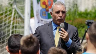 Стоичков: Искам да видя България като на моя <span class="highlight">бенефис</span> – обединена, радостна и без злоба