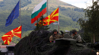 Какво мислят в Македония за договора с България