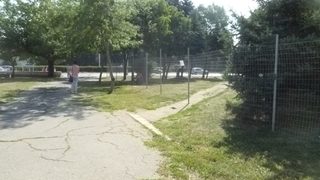 Строителят загради част от зелената площ в "Стрелбище", където иска да издигне небостъргач