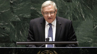 Русия планира да намали зависимостта си от долара в отговор на американските санкции